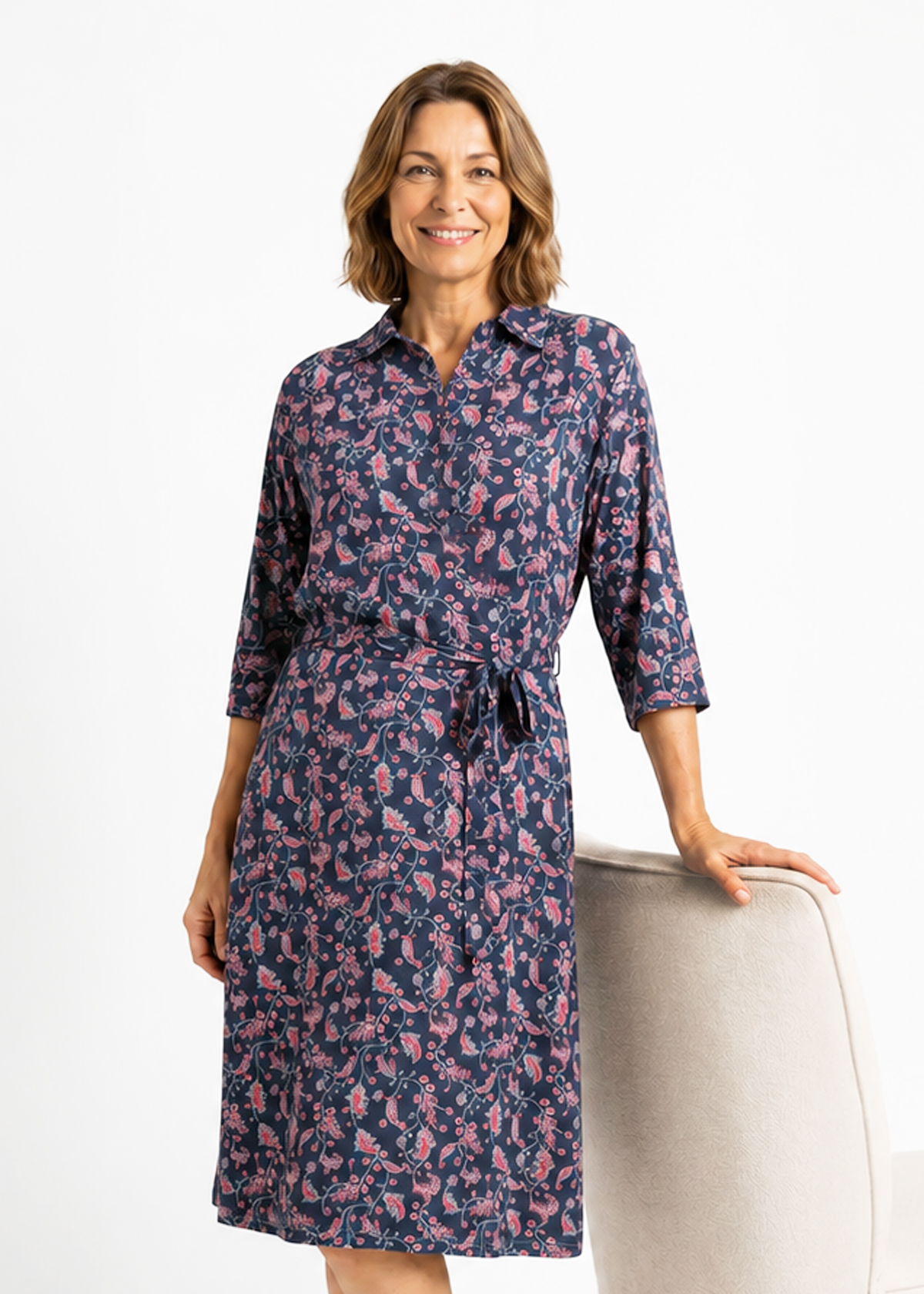 navy-red-paisley